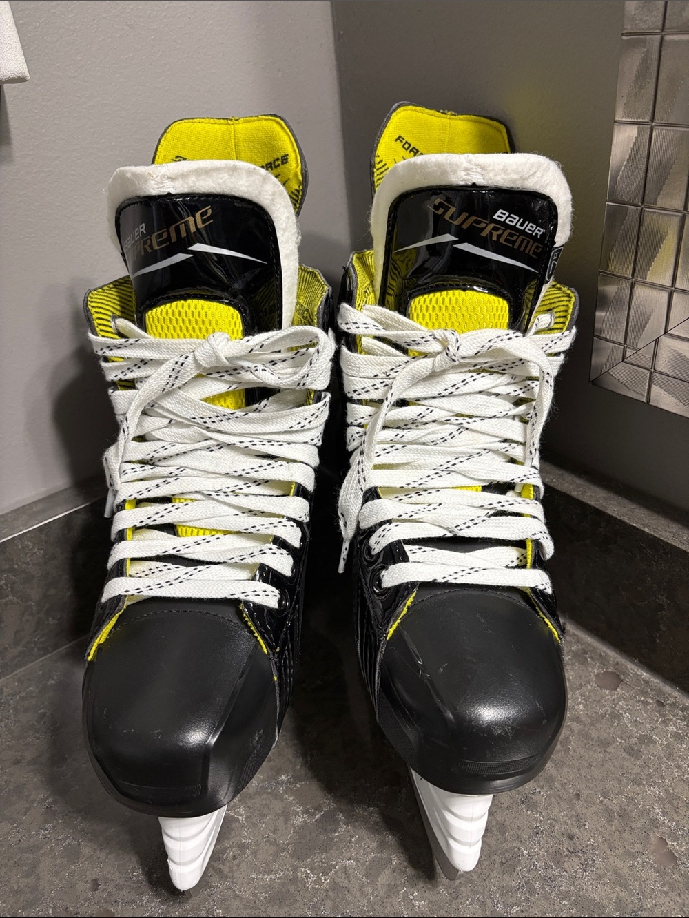 Bauer Supreme Force Men's Hockey Skates Lightspeed Pro